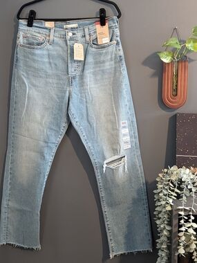 NWT Levi’s Wedgie Straight High Rise Jeans 32x28